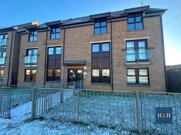 2 Bedroom Apartment To Rent In Weedon Road, St. James -, NN5