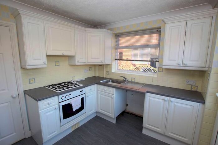 2 Bedroom Semi-Detached Bungalow For Sale In Whitgift Close, Laceby, Grimsby, DN37