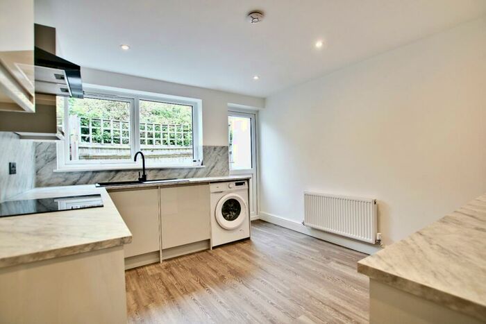 2 Bedroom Terraced House To Rent In North Road, Bromley, BR1