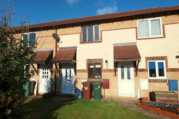 2 Bedroom Terraced House To Rent In Spruce Drive, Bicester, OX26