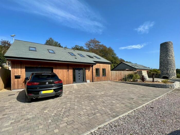 4 Bedroom Detached House To Rent In Trethowel, St Austell, PL25