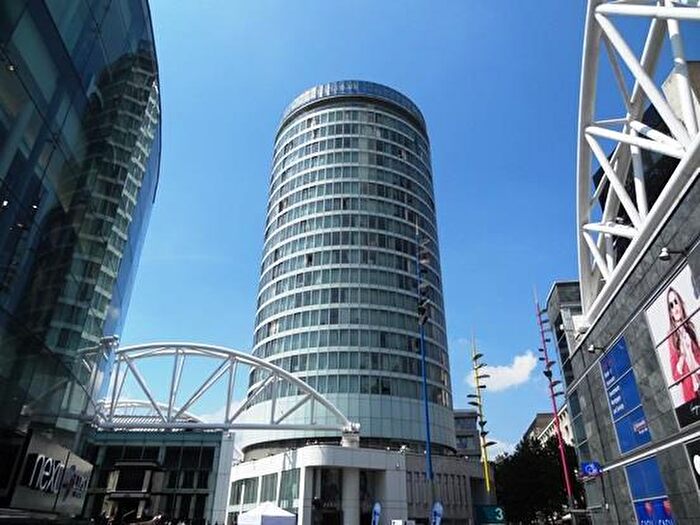 1 Bedroom Apartment To Rent In Rotunda, New Street, Birmingham, B2