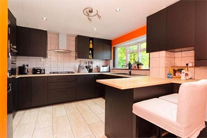 3 Bedroom Terraced House To Rent In Rowan Road, West Drayton, UB7