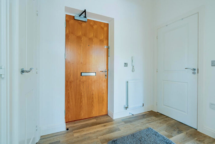 1 Bedroom Flat For Sale In Phoenix House, Thornfield Road, Brentry, Bristol, BS10