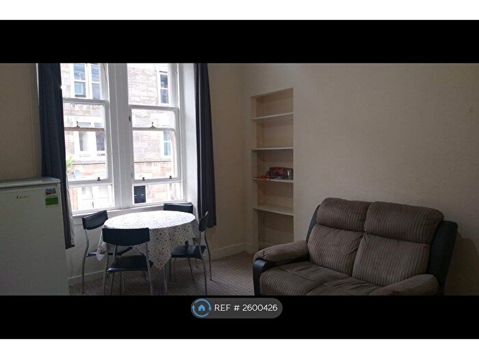1 Bedroom Flat To Rent In Downfield Place, Edinburgh, EH11