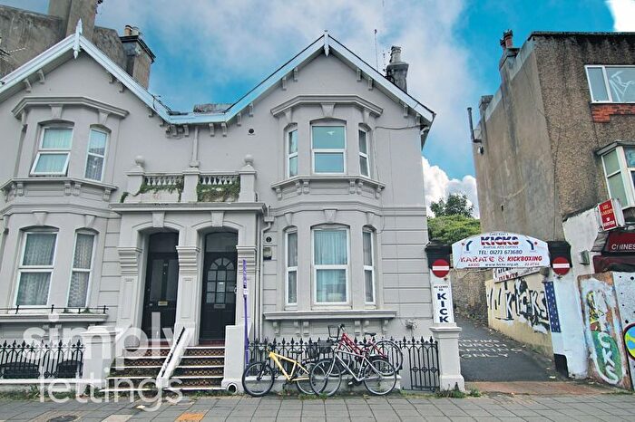Studio To Rent In Lewes Road, Brighton, BN2
