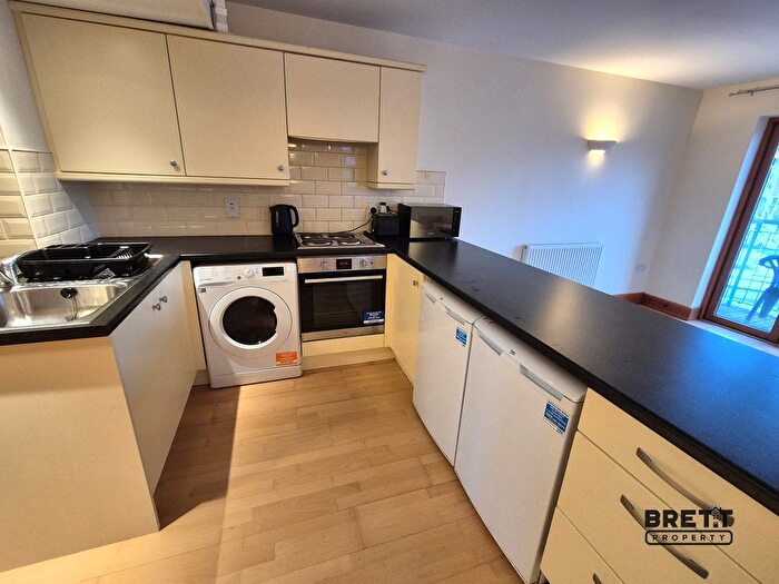 1 Bedroom Flat To Rent In Neptune House, Nelson Quay, Milford Haven, SA73