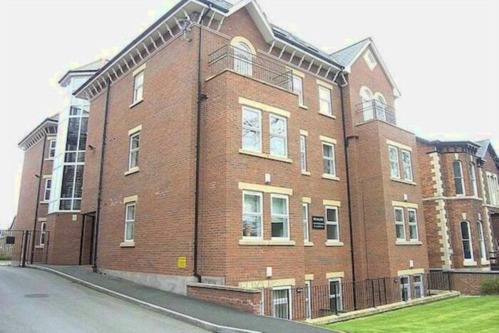 2 Bedroom Flat To Rent In The Kensington, Withington M20
