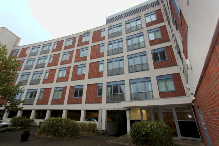 2 Bedroom Flat To Rent In Exchange House, Crouch End, N8