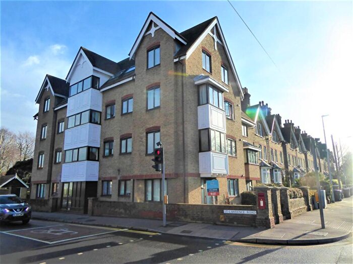 1 Bedroom Flat To Rent In Bed. F. Boundary Court, Canterbury, CT1
