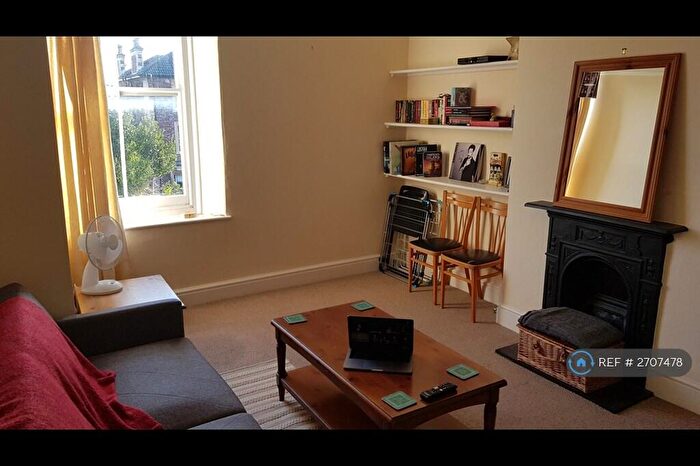 2 Bedroom Flat To Rent In Clifton, Bristol, BS8