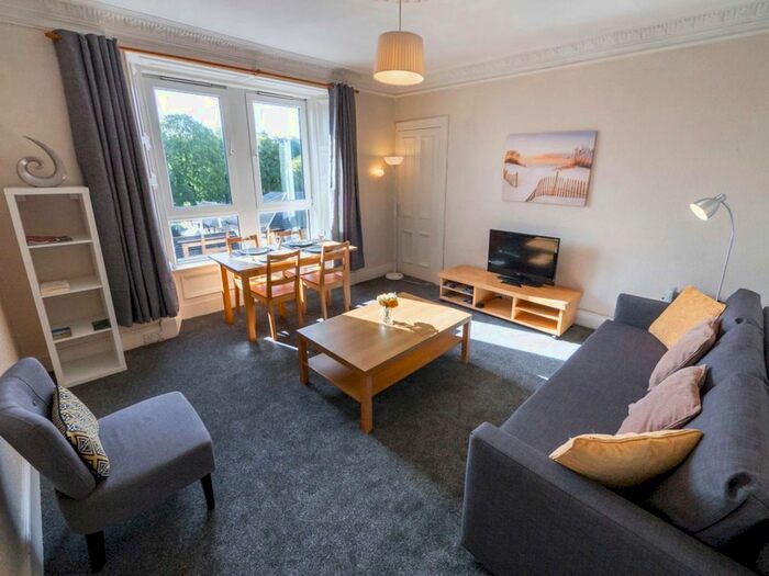 2 Bedroom Flat To Rent In Scott Street, Dundee, DD2