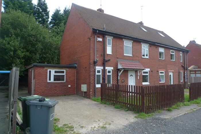 3 Bedroom Semi-Detached House To Rent In Queens Square, Huddersfield, West Yorkshire, HD2
