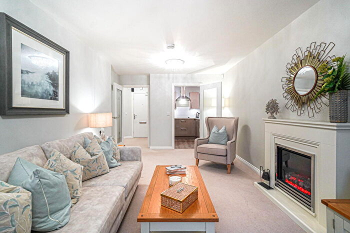 1 Bedroom Retirement Property For Sale In St Nicolas Lodge, Kings Norton, Birmingham, B38