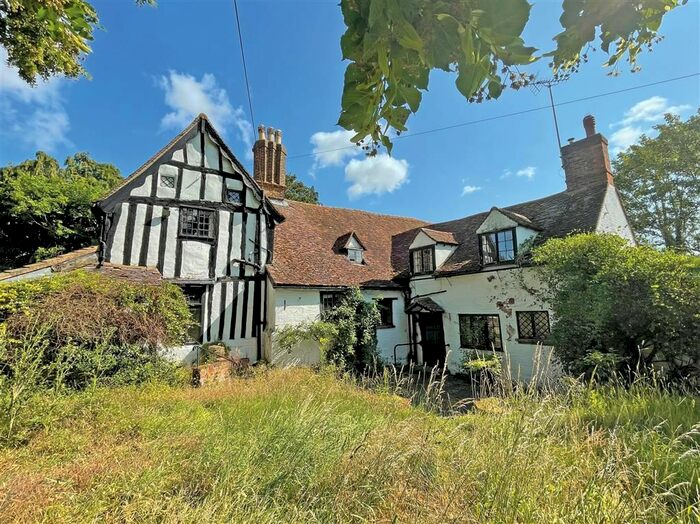 6 Bedroom Detached House For Sale In Luffenhall, Stevenage, SG2