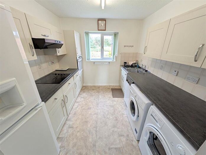 1 Bedroom Flat For Sale In Chestnut House, Brook Court, Sandbach, CW11