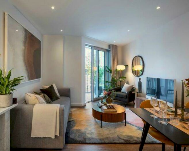 2 Bedroom Apartment To Rent In Nine Elms Lane, London, SW11