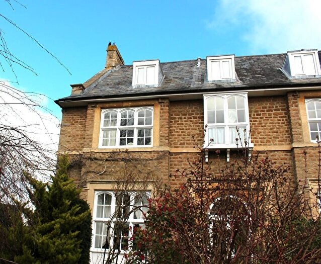 1 Bedroom Flat To Rent In Godwyn Close, Abingdon, OX14