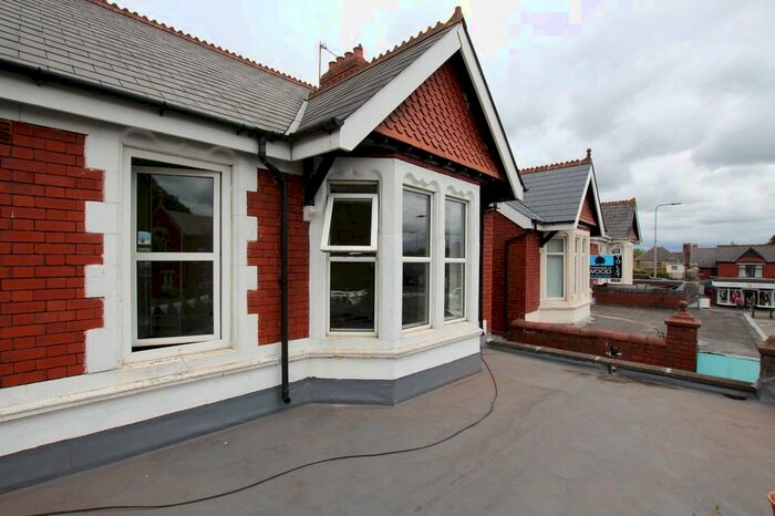 2 Bedroom Apartment To Rent In Park Road, Whitchurch, Cardiff, CF14