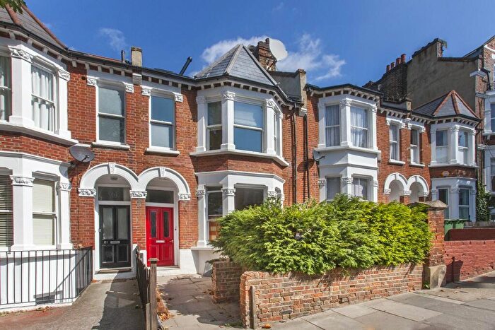4 Bedroom Flat To Rent In Sherriff Road, West Hampstead, NW6