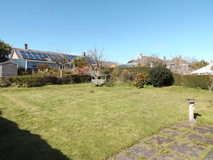 2 Bedroom Bungalow To Rent In Torpoint, PL11