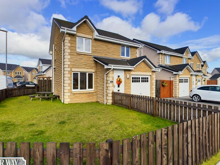 3 Bedroom Detached House For Sale In Quoiter Way, Shotts, ML7