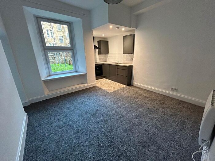 1 Bedroom Flat To Rent In Cunningham Street, Dundee, DD4