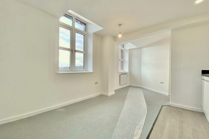 1 Bedroom Apartment To Rent In Viaduct Road, Leeds, LS4