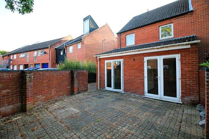 3 Bedroom End Of Terrace House To Rent In Waldegrave, Norwich, Norfolk, NR5