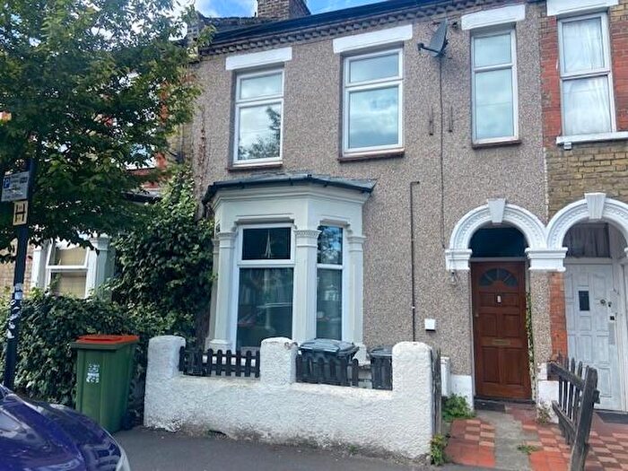 1 Bedroom Flat For Sale In Stork Road, London, E7