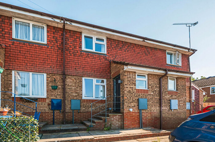 2 Bedroom Terraced House For Sale In Selborne Gardens, Farnham, Surrey, GU9