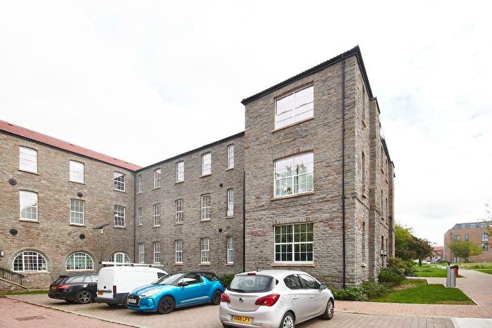 2 Bedroom Flat To Rent In Captains Gardens, Fishponds, Bristol, Bristol, BS16