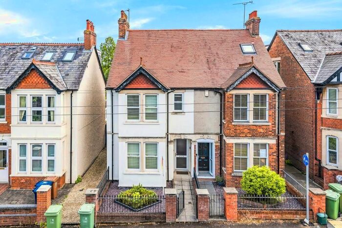 5 Bedroom Semi-Detached House To Rent In Windmill Road, Headington, OX3