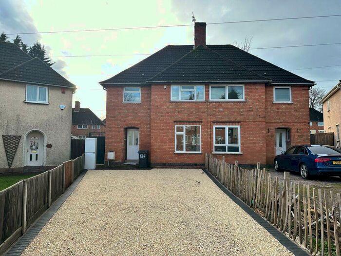 3 Bedroom Semi-Detached House To Rent In Overpark Avenue, Leicester, LE3