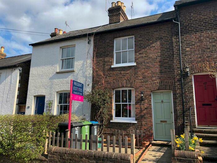 2 Bedroom Terraced House To Rent In Cross Oak Road, Berkhamsted, HP4