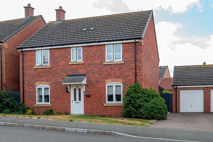 4 Bedroom Property For Sale In Livingstone Road, Corby, NN18