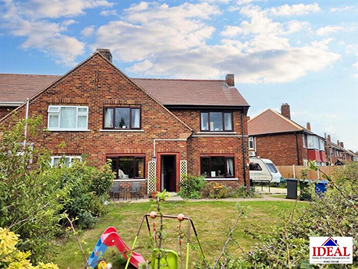 3 Bedroom Semi-Detached House For Sale In Charles Street, Carcroft, Doncaster, DN6