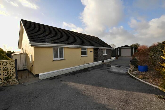 3 Bedroom Detached Bungalow For Sale In St. Clears, Carmarthen, SA33