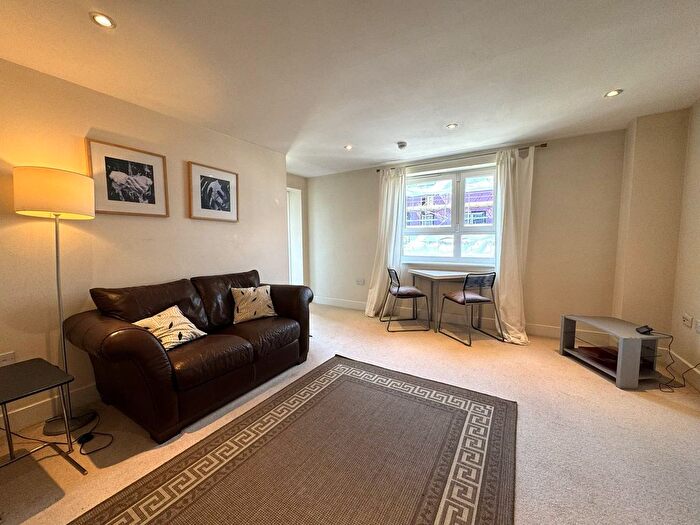 1 Bedroom Flat To Rent In Altamar, Kings Road, Swansea, SA1