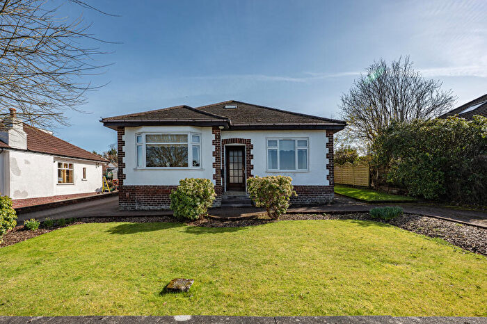 4 Bedroom Bungalow For Sale In Kirkintilloch Road, Bishopbriggs, Glasgow, G64
