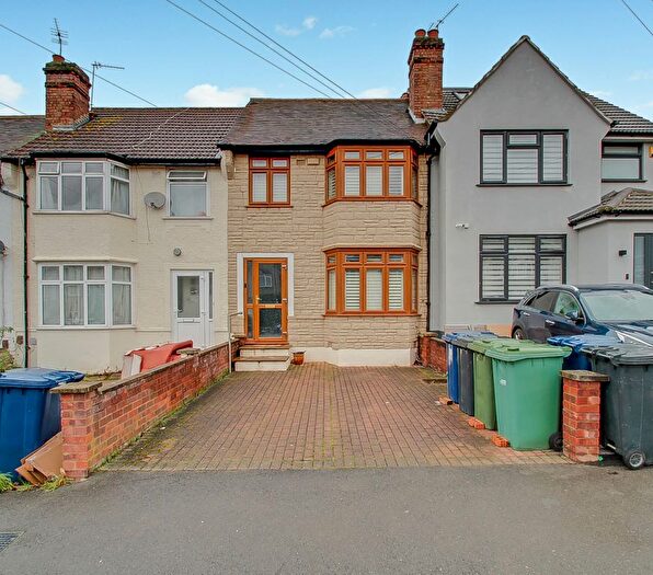 3 Bedroom Terraced House For Sale In Drew Gardens, Greenford, UB6