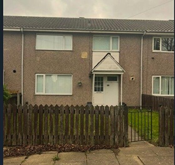 3 Bedroom Terraced House To Rent In Campbell Grove, Grimsby, DN37