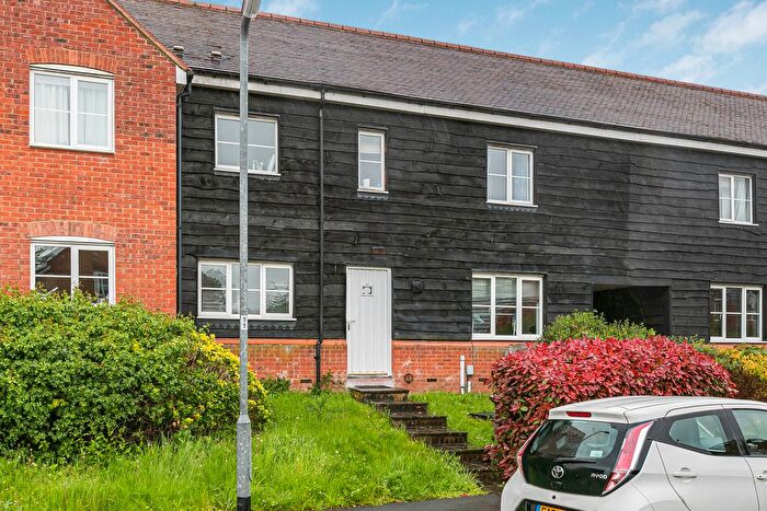 3 Bedroom Detached House For Sale In Wynches Farm Drive, St Albans, AL4