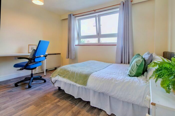 Studio To Rent In London Road, Leicester, LE2