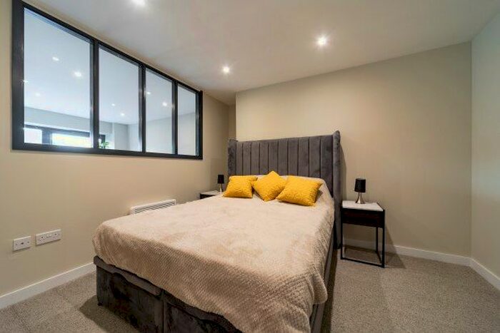 1 Bedroom Flat To Rent In Lower Stone Street, Maidstone, ME15