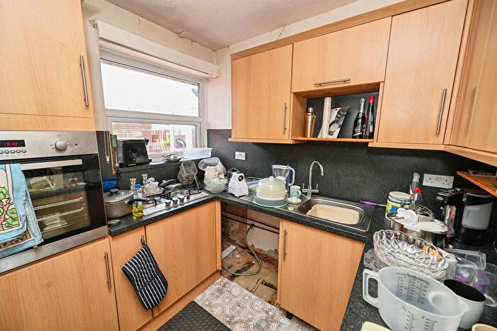 2 Bedroom Semi-Detached Bungalow For Sale In Richmond Drive, Skegness, PE25