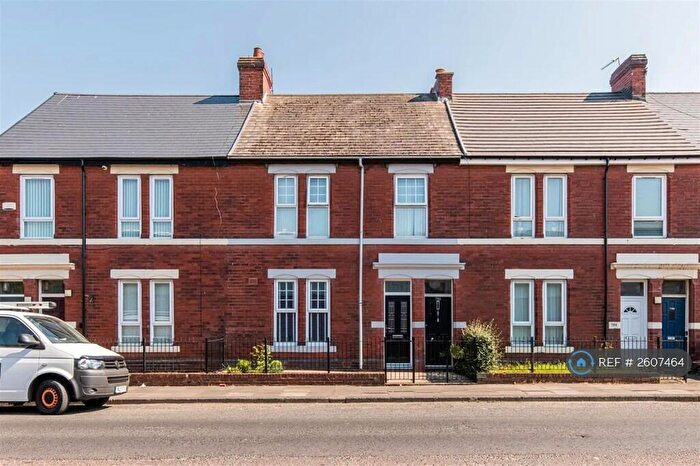 3 Bedroom Flat To Rent In Shields Road, Newcastle, NE6