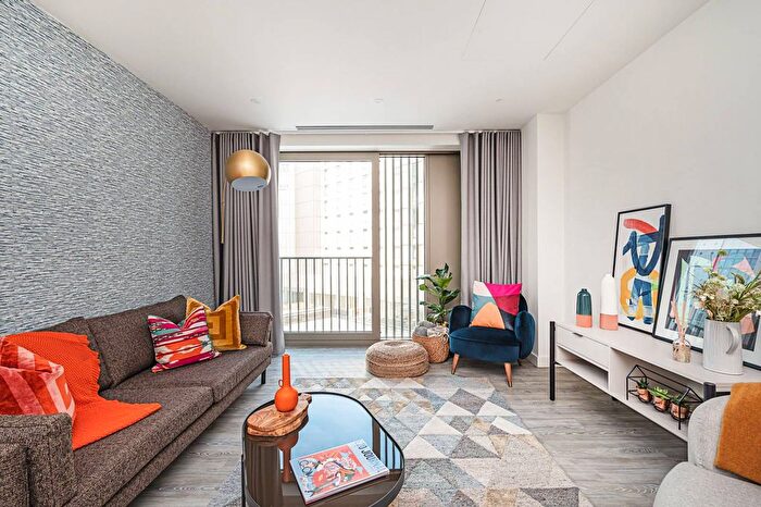 1 Bedroom Flat To Rent In Coppermaker Square, Stratford, London, E20