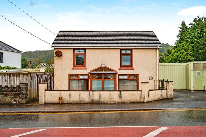 3 Bedroom Detached House To Rent In Lando Road, Burry Port, SA16