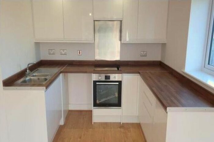 1 Bedroom Flat To Rent In Lichfield Road, Willenhall, WV12